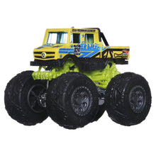 Încarcă imaginea în Galerie, Hot Wheels Monster Truck Masinuta Unimog