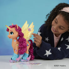 Încarcă imaginea în Galerie, My Little Pony Canta si Patineaza cu Sunny
