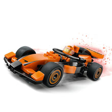 Încarcă imaginea în Galerie, Lego City Pilot F1 cu Masina de Curse Mclaren