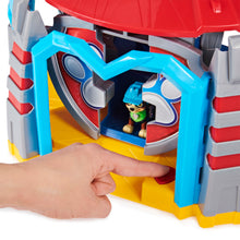 Încarcă imaginea în Galerie, Paw Patrol Turnul de Control Dino cu Vehicul si Catelus Exclusiv Rex