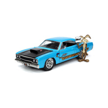 Încarcă imaginea în Galerie, Jada Toys Looney Tunes Road Runner Set Masinuta Metalica 1970 Plymouth si Figurina Wile E Coyote