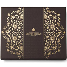 Încarcă imaginea în Galerie, Molton Brown Spicy and Citrus Fragrance Discovery - Set