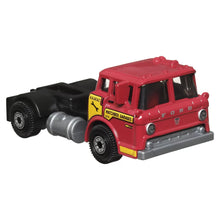 Încarcă imaginea în Galerie, Matchbox Set 9 Masinute International Ambulance