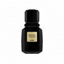 Încarcă imaginea în Galerie, Ajmal Santal Wood este o apa de parfum unisex cu o compozitie sofisticata ce imbina note condimentate, florale si lemnoase.