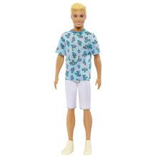 Încarcă imaginea în Galerie, Barbie Papusa Ken Baiat Fashionistas Blond