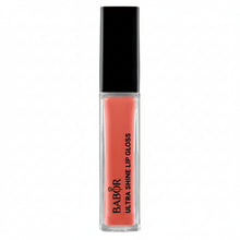 Încarcă imaginea în Galerie, Babor Ultra Shine Lip Gloss 6.5ml 05 Rose Of Spring - Lip Gloss cu Volum și Strălucire Intensă în Nuanță Roz Primăvară - Beauty Lounge