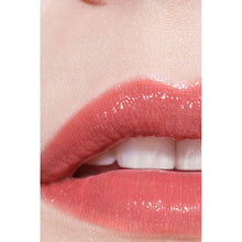 Încarcă imaginea în Galerie, Chanel Rouge Coco Flash - Ruj Hidratant cu Stralucire Intensa si Efect Glossy - Beauty Lounge