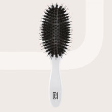 Încarcă imaginea în Galerie, Balmain Extension Brush White - Perie Pentru Extensii