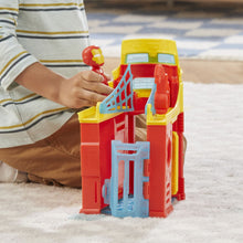 Încarcă imaginea în Galerie, Spider-Man Spidey si Prietenii Extraordinari Turnul lui Iron Man si Figurina Iron Man 10cm