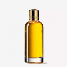 Încarcă imaginea în Galerie, Molton Brown Oudh Accord and Gold Precious Body Oil - Ulei pentru Corp 100ml