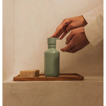 Încarcă imaginea în Galerie, Keune So Pure Refill Bottle 400ml