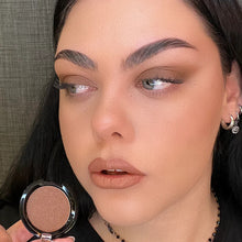 Încarcă imaginea în Galerie, Layla Cosmetics Sparkle Eyeshadow 04 - Fard de Ochi Stralucitor