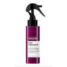 Încarcă imaginea în Galerie, L’Oréal Professionnel SE Curl Expression 190ml reimprospateaza buclele si reduce efectul anti-frizz pana la 48 de ore.