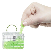 Încarcă imaginea în Galerie, Rainbow High Papusa Jade Hunter