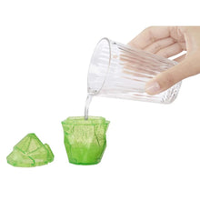 Încarcă imaginea în Galerie, Rainbow High Papusa Jade Hunter