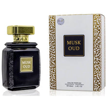 Încarcă imaginea în Galerie, Un parfum oriental-curat si elegant, care imbina rafinamentul moscului alb cu profunzimea lemnului de oud.
