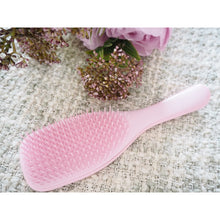 Încarcă imaginea în Galerie, Tangle Teezer Wet Detangling Millennial Pink - Perie Pentru Descurcat