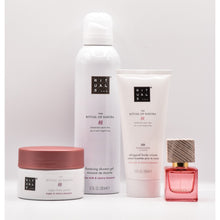 Încarcă imaginea în Galerie, Rituals of Sakura Medium Gift Set - Set Cadou - Beauty Lounge