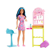 Încarcă imaginea în Galerie, Barbie Papusa Skipper First Jobs Ear Piercer
