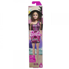 Încarcă imaginea în Galerie, Barbie Papusa Clasica Blonda cu Rochita Roz cu Imprimeu Barbie