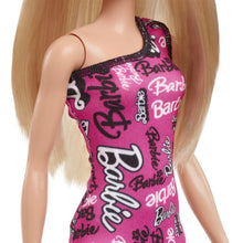 Încarcă imaginea în Galerie, Barbie Papusa Clasica Blonda cu Rochita Roz cu Imprimeu Barbie