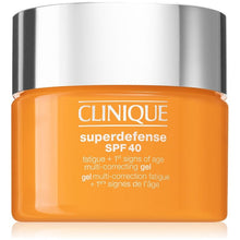 Încarcă imaginea în Galerie, Clinique Superdefense SPF40 1St Signs Of Age Multi Correcting Gel 30ml - Gel Hidratant