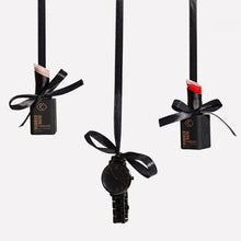 Încarcă imaginea în Galerie, Cupio Rubber Base Timeless Collection - Endless Red 15ml