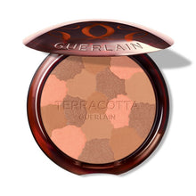 Încarcă imaginea în Galerie, Guerlain Terracotta Light The Sun Kissed Healthy Glow Powder Medium Warm - Pudra Bronzanta