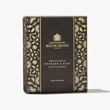 Încarcă imaginea în Galerie, Molton Brown Delicious Rhubarb and Rose Festive Bauble - Gel de Dus 75ml