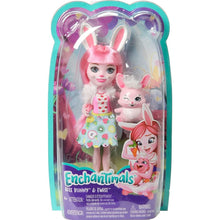 Încarcă imaginea în Galerie, Enchantimals Papusi cu Animalute Bree Bunny si Twist