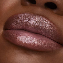 Încarcă imaginea în Galerie, Estee Lauder Purecolor Revitalizing Crystal Balm 007 Divine - Ruj