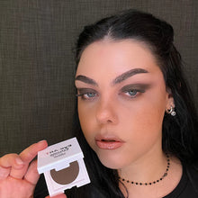 Încarcă imaginea în Galerie, Layla Cosmetics Eye-Art Ombretto- Eye Shadow No 23 - Fard de Ochi in Nuante Vibrante