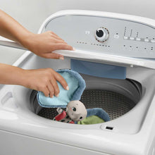 Încarcă imaginea în Galerie, Fisher Price Planet Friends Jucarie Elefantel