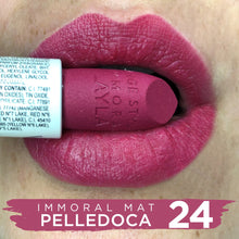 Încarcă imaginea în Galerie, Layla Cosmetics Immoral Mat Lipstick No 24 Pelledoca - Ruj Intens Mat