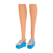 Încarcă imaginea în Galerie, Barbie Papusa Blonda cu Rochita Albastra
