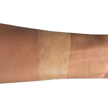 Încarcă imaginea în Galerie, Layla Cosmetics Look Perfect Foundation No 5 - Fond de Ten cu Efect de Lifting