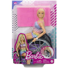 Încarcă imaginea în Galerie, Barbie Papusa Blonda in Scaun cu Rotile