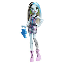 Încarcă imaginea în Galerie, Monster High Papusa Frankie Stein