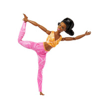 Încarcă imaginea în Galerie, Barbie Papusa Made To Move Creola cu Top Portocaliu