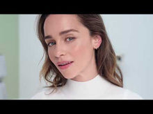 Încarcă și redă videoclipul în Galerie, Clinique Even Better Clinical Serum Foundation SPF 20 N01 Flax 30ml - Fond de Ten