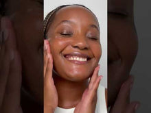 Încarcă și redă videoclipul în Galerie, Clinique Auto-Replenishing Hydra Moisturizers 75ml - Gel Crema Hidratant