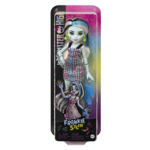 Încarcă imaginea în Galerie, Monster High Papusa Frankie Stein