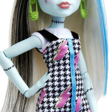 Încarcă imaginea în Galerie, Monster High Papusa Frankie Stein