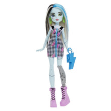 Încarcă imaginea în Galerie, Monster High Papusa Frankie Stein