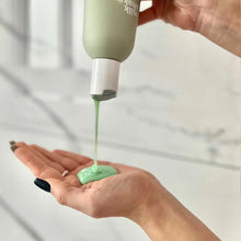 Încarcă imaginea în Galerie, MilkShake Deep Detox Shampoo - Sampon Detoxifiant 300ml