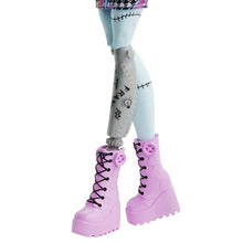 Încarcă imaginea în Galerie, Monster High Papusa Frankie Stein