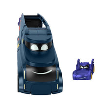 Încarcă imaginea în Galerie, Fisher Price Batwheels Camionul Bat Big Rig