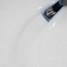 Încarcă imaginea în Galerie, Cupio Rubber Base Timeless Collection - Frosted Shimmer 15ml