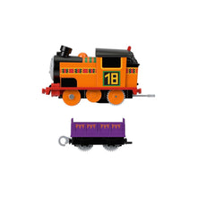 Încarcă imaginea în Galerie, Fisher Price Thomas Locomotiva Motorizata Nia cu Vagon