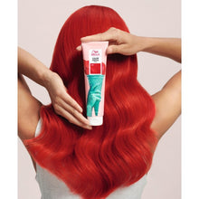 Încarcă imaginea în Galerie, Wella Professionals Color Fresh Create Mask Red 150ml - Masca cu Pigment Rosu New